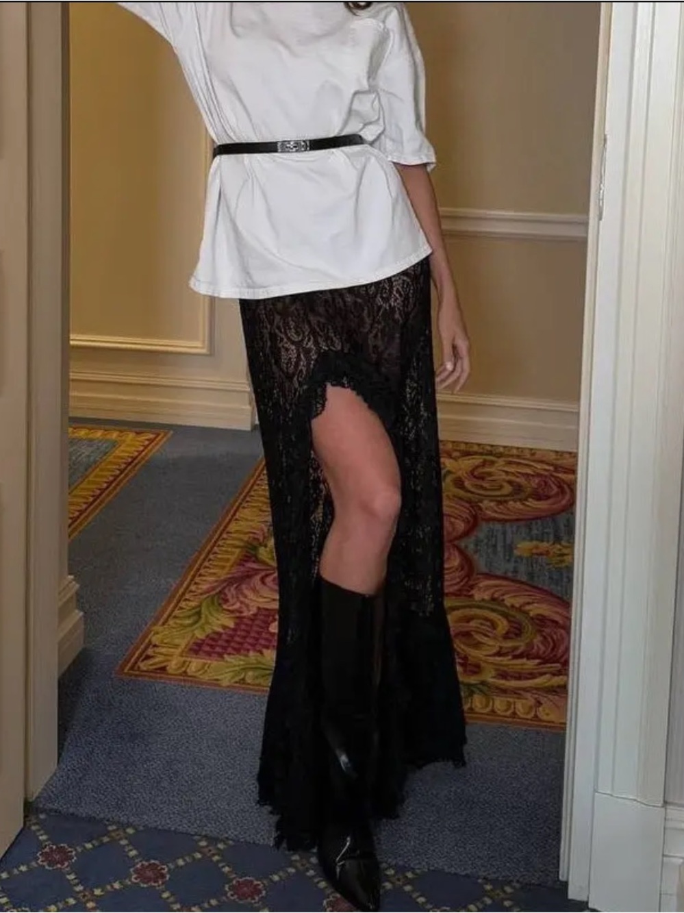 Black Lace High-Slit Maxi Skirt - Picture 2 of 2